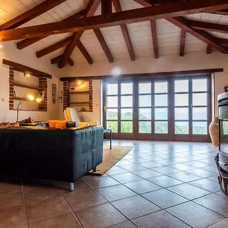 Ferienhaus House Lunja *