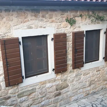 House Lunja * 비지나다