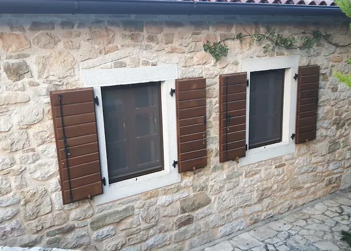 House Lunja * 비지나다