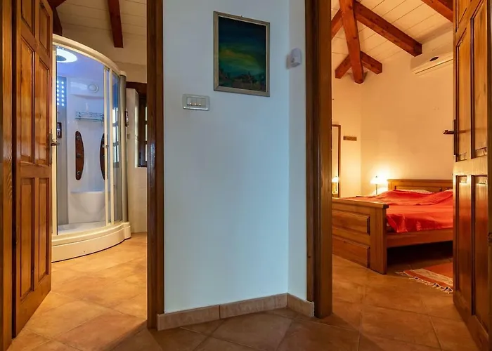 House Lunja בית נופש Vižinada